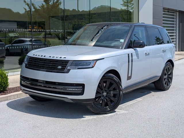 2025 Land Rover Range Rover SE's photo