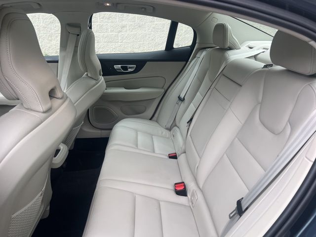 2024 Volvo S60 B5 Core photo 20