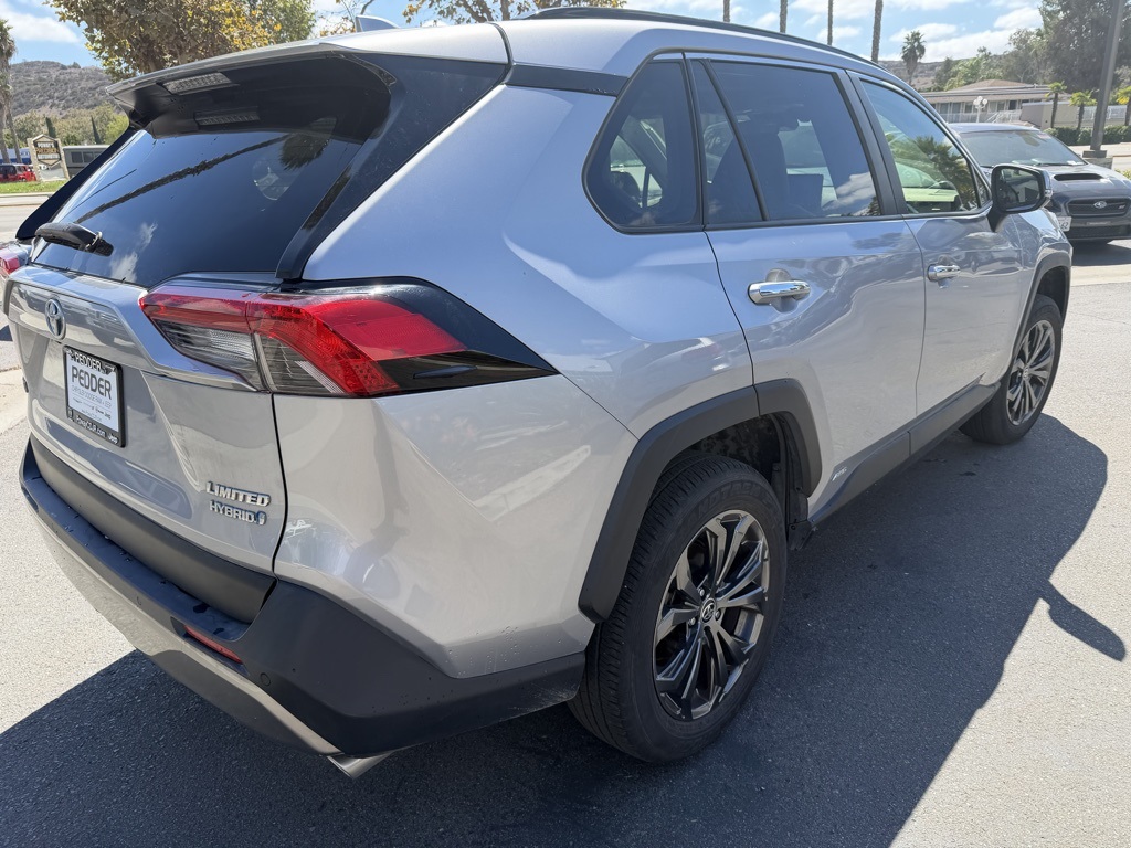 2023 Toyota RAV4 Hybrid Limited photo 3