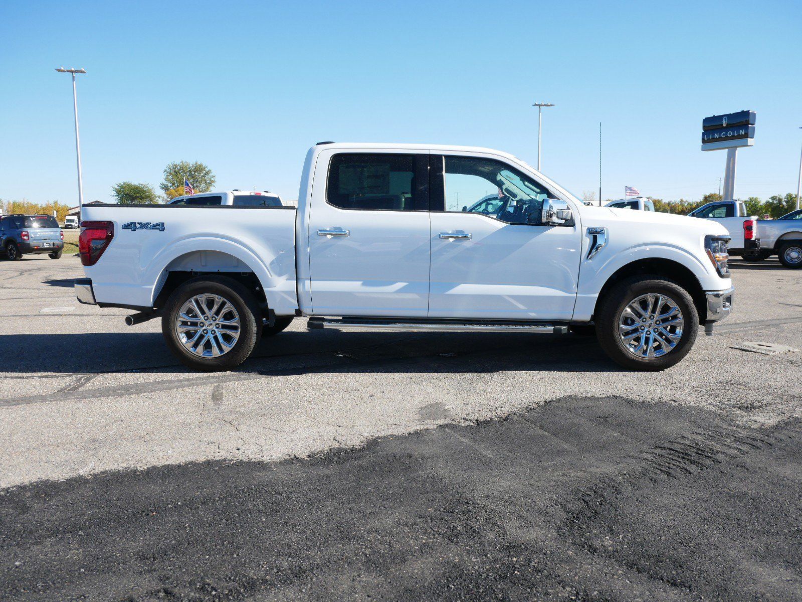 2024 Ford F-150 XLT photo 6