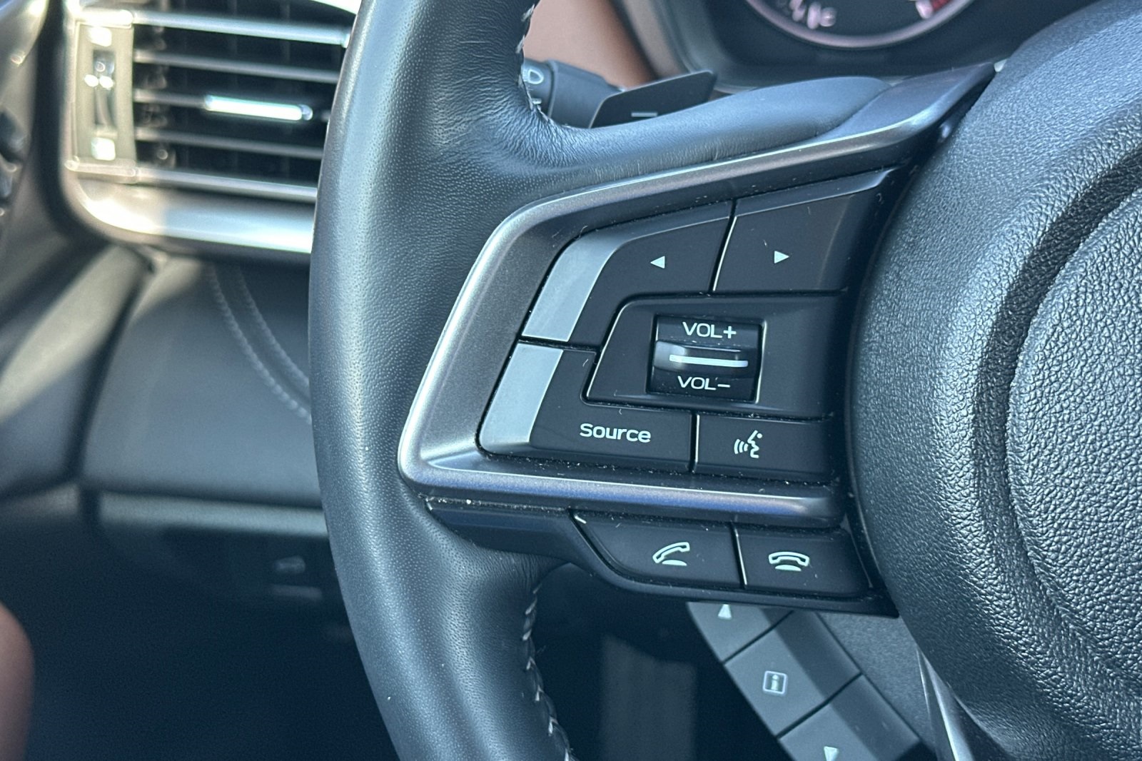 2022 Subaru Outback Touring photo 31