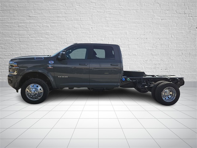 2026 Ram 4500 photo 2