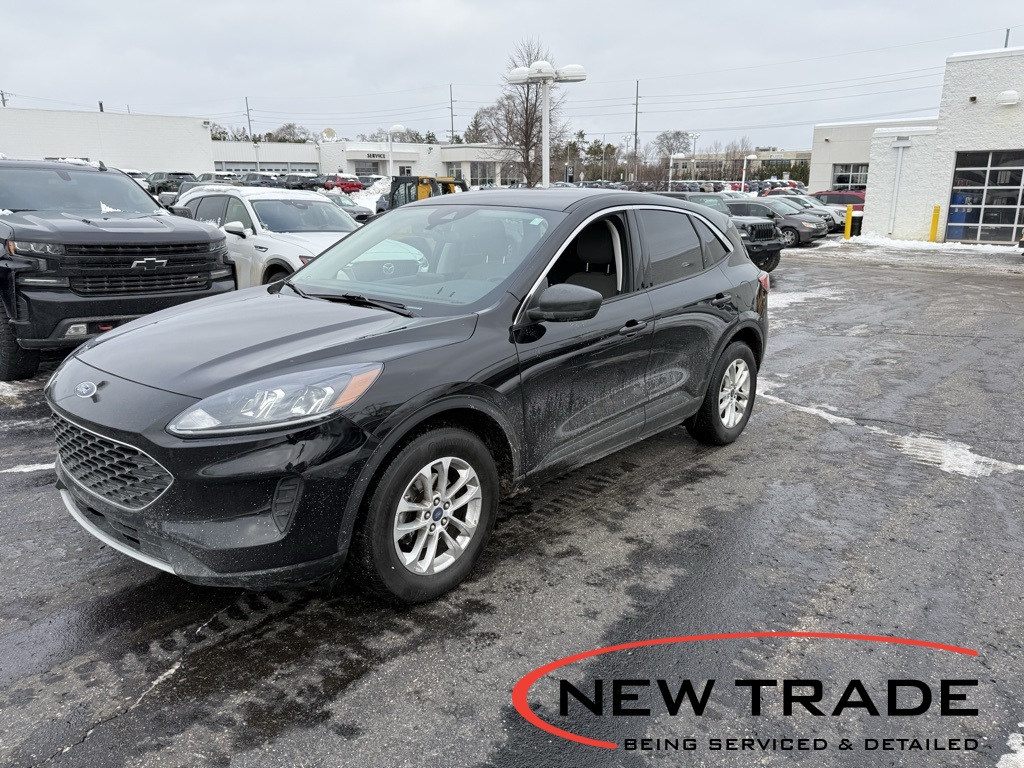 2022 Ford Escape SE's photo