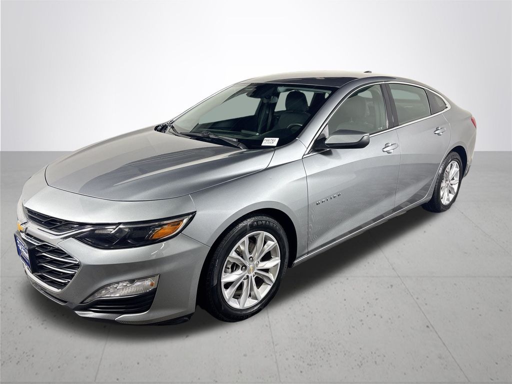 2023 Chevrolet Malibu 1LT photo 2