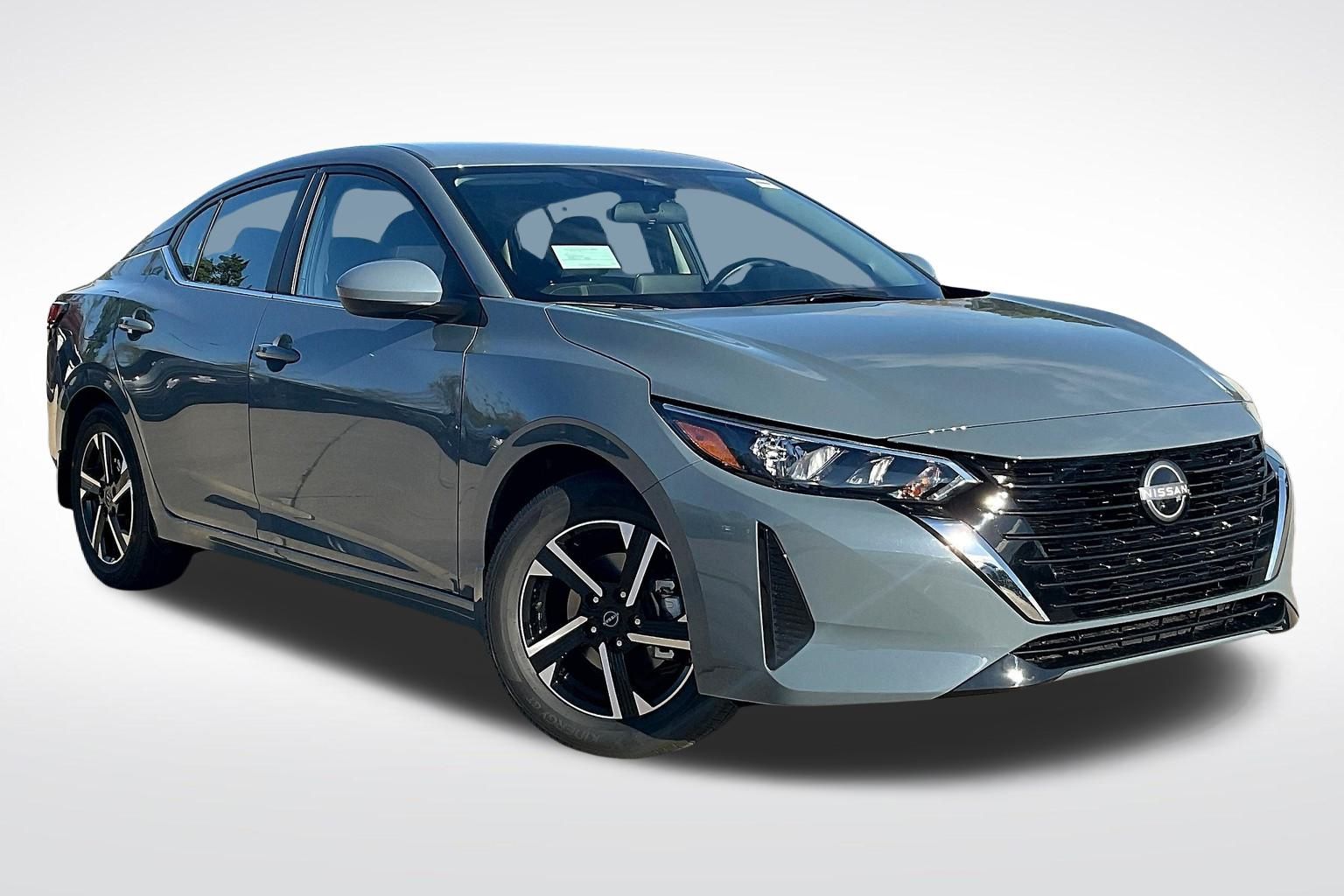 2025 Nissan Sentra SV photo 2