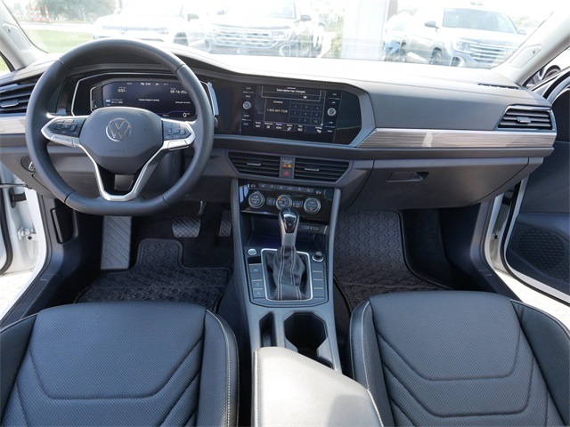 2023 Volkswagen Jetta 1.5T SEL photo 22