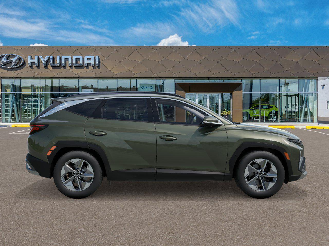 2026 Hyundai Tucson SEL photo 18