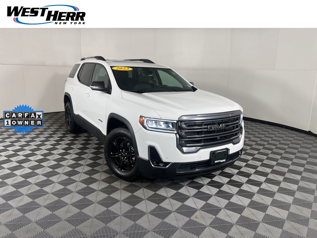 2023 GMC Acadia AT4's photo