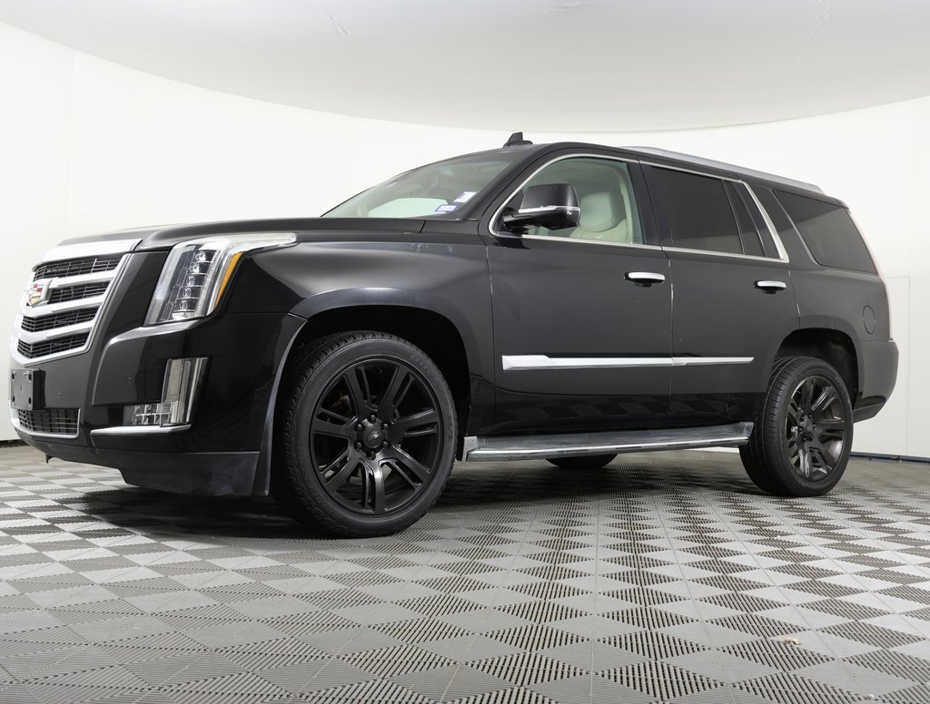 2016 Cadillac Escalade Luxury's photo