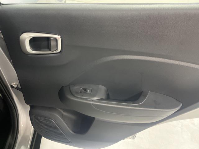 2026 Hyundai Venue SEL photo 23