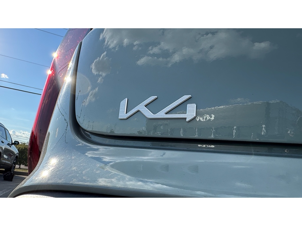 2025 Kia K4 EX photo 6
