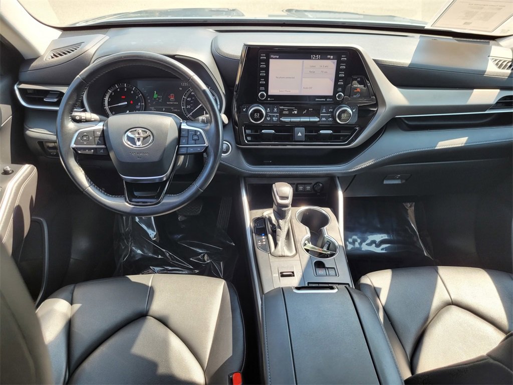 2020 Toyota Highlander XLE photo 13