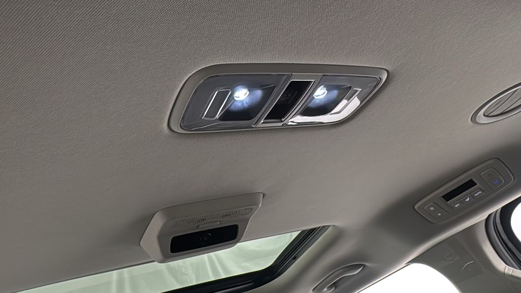 2026 Kia Carnival SX Prestige photo 42