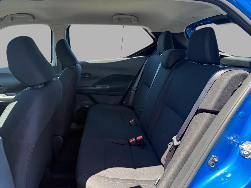 2025 Nissan Kicks Play S photo 19