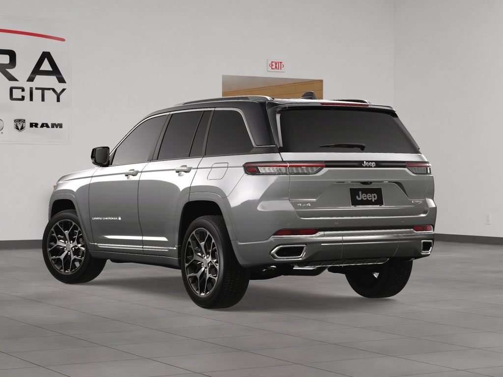 2025 Jeep Grand Cherokee Summit Reserve photo 3