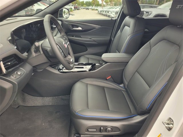 2026 Buick Envista ST photo 3