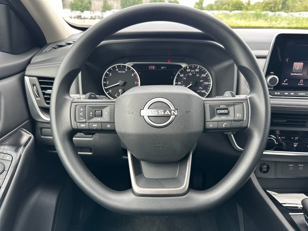 2026 Nissan Rogue S photo 16