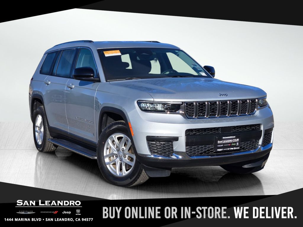 2023 Jeep Grand Cherokee L Laredo's photo