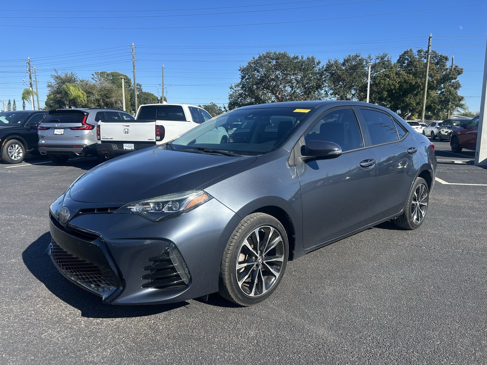 2018 Toyota Corolla XLE XSE photo 3