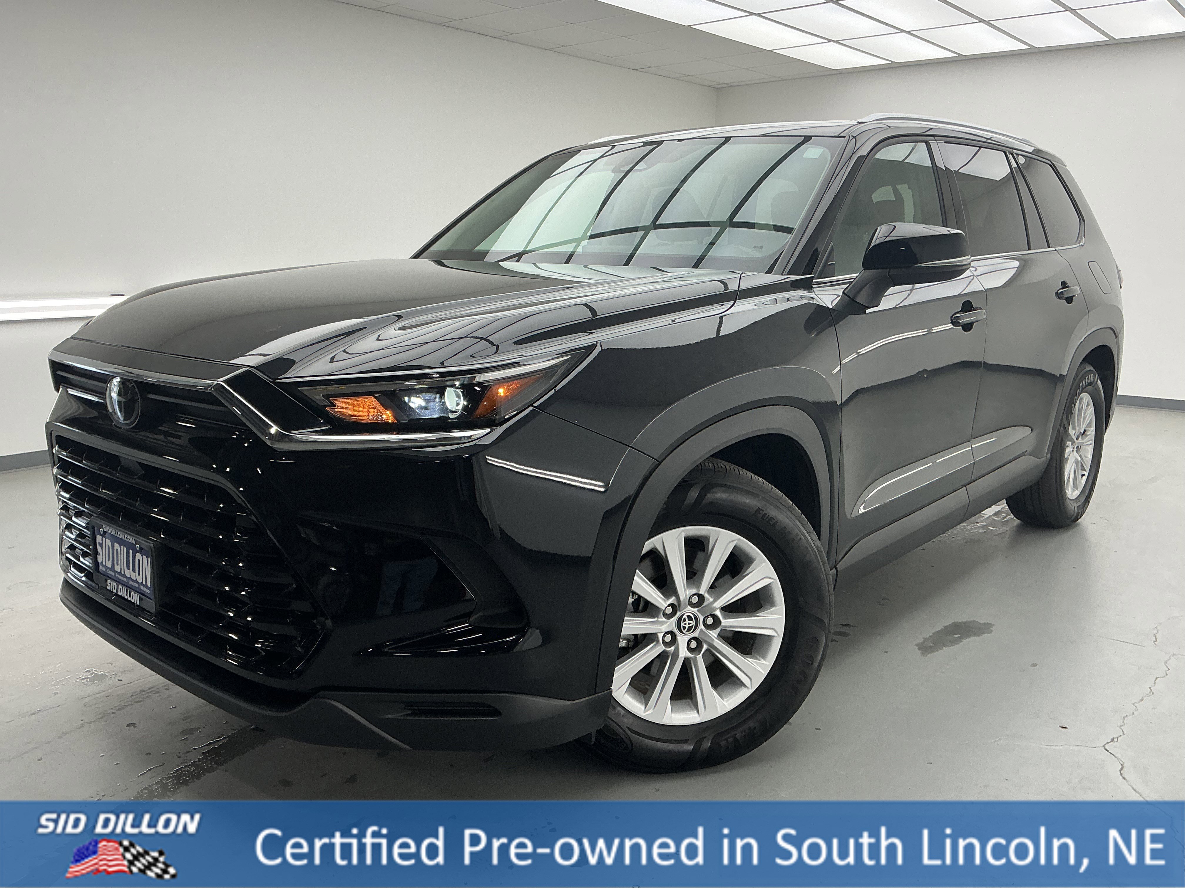 2024 Toyota Grand Highlander XLE's photo