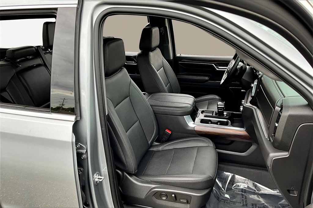 Image 7 of Pre-Owned 2023 GMC Sierra 1500 SLT
