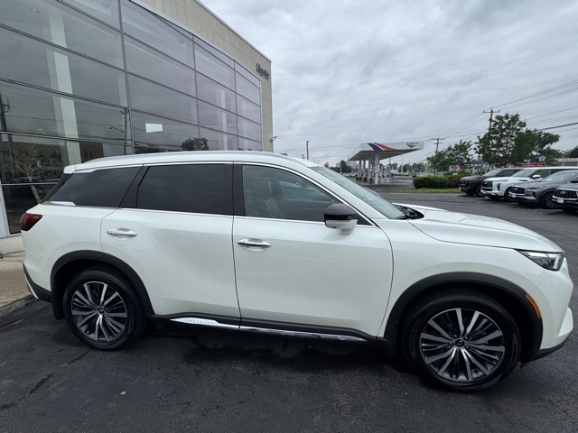 2023 Infiniti QX60 Sensory photo 2