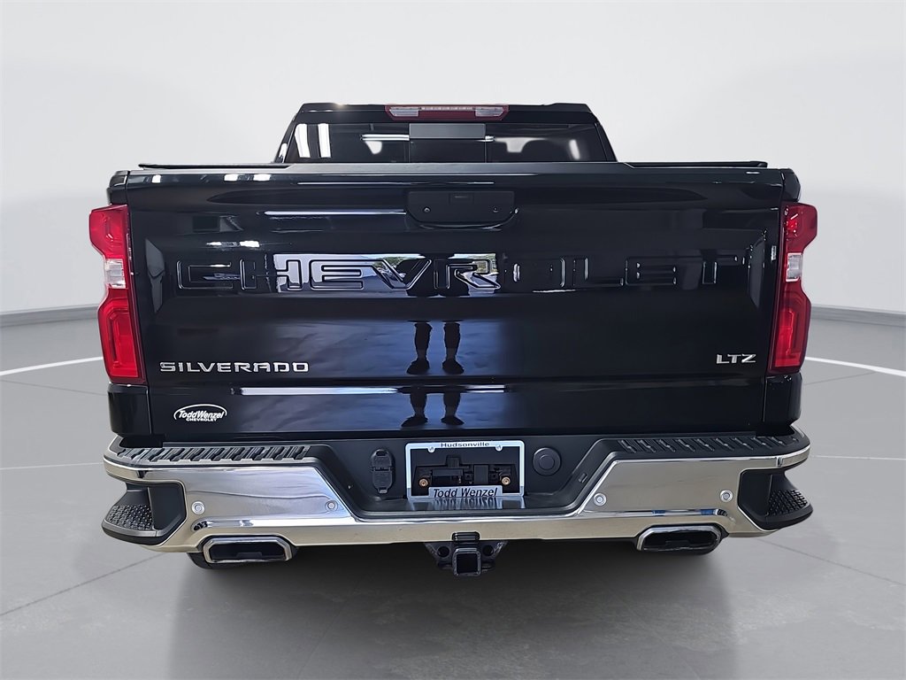 2020 Chevrolet Silverado 1500 LTZ photo 3
