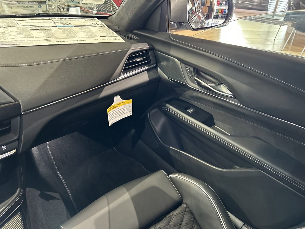 2025 Cadillac CT4 photo 12