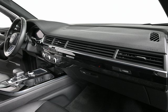 2017 Audi Q7 3.0T Premium Plus photo 21