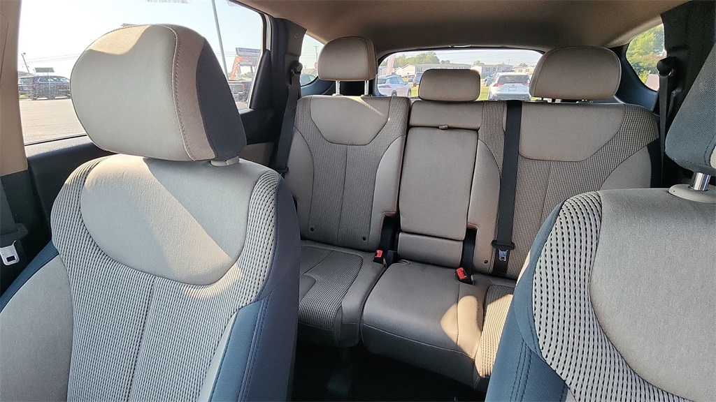 2020 Hyundai Santa Fe SE photo 12