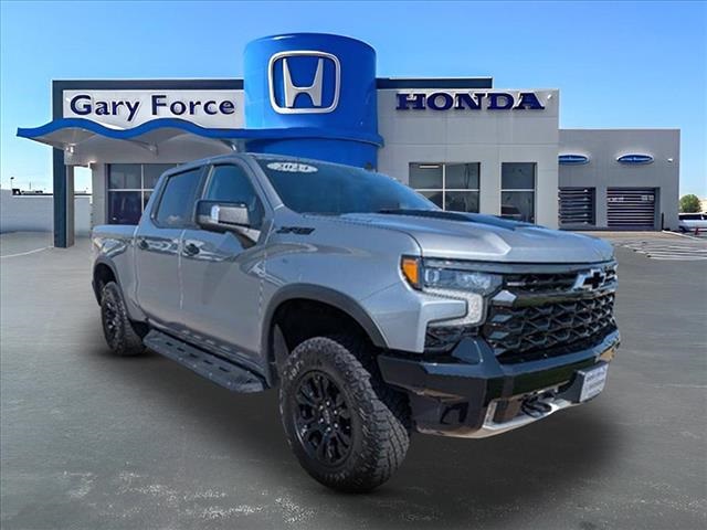 2024 Chevrolet Silverado 1500 ZR2's photo