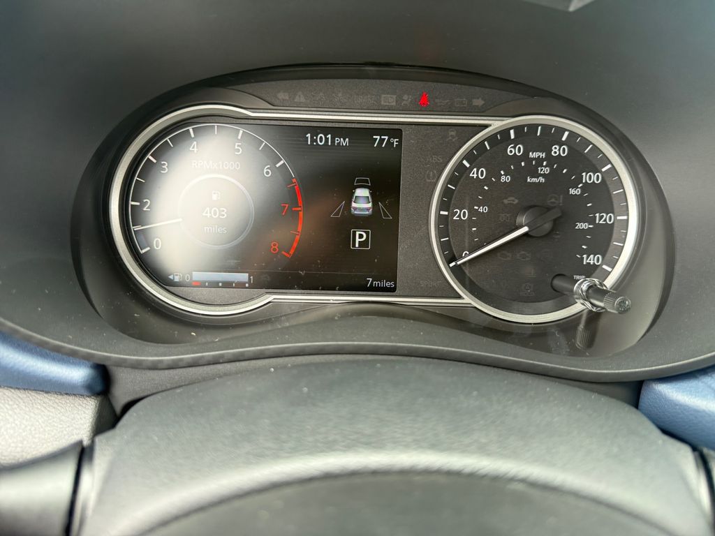 2025 Nissan Versa 1.6 SV photo 16