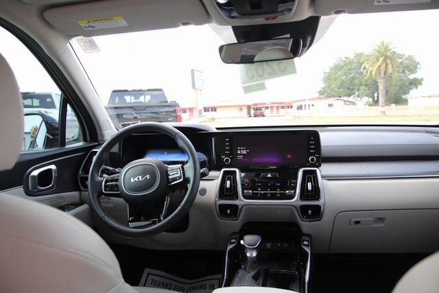 2023 Kia Sorento SX photo 21