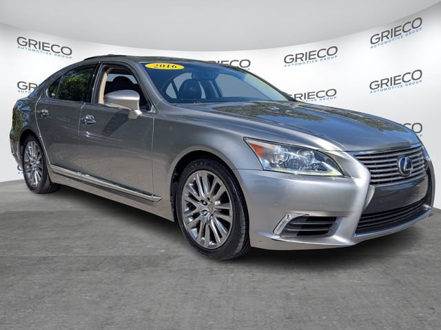 2016 Lexus LS Base