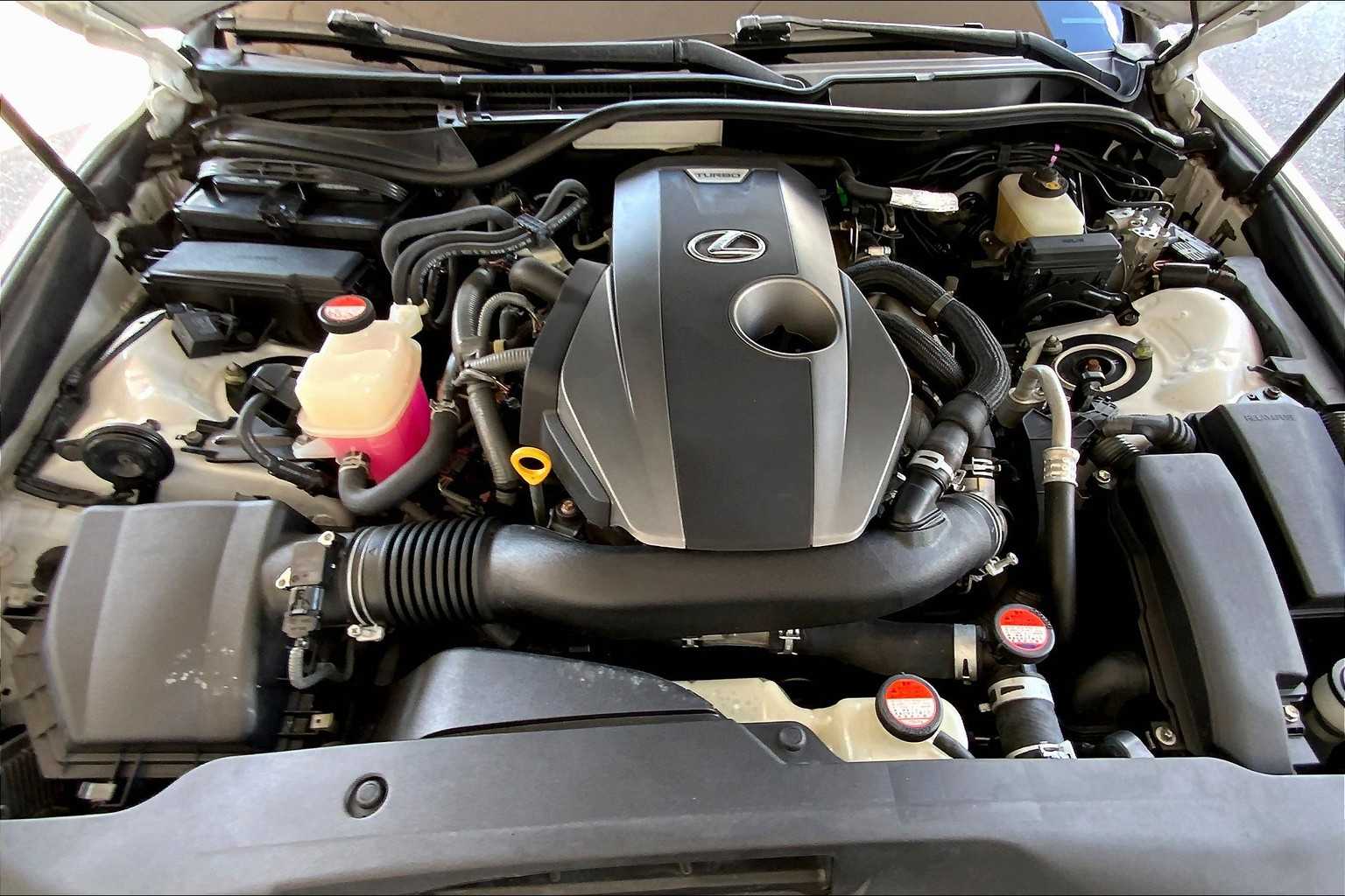 2016 Lexus IS 200t photo 24