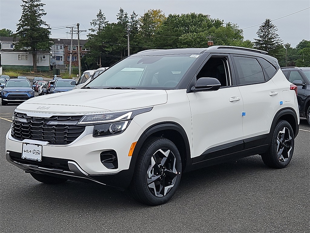 2026 Kia Seltos S photo 2