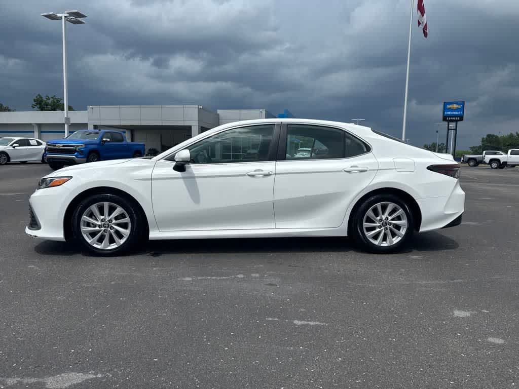 2024 Toyota Camry LE photo 6