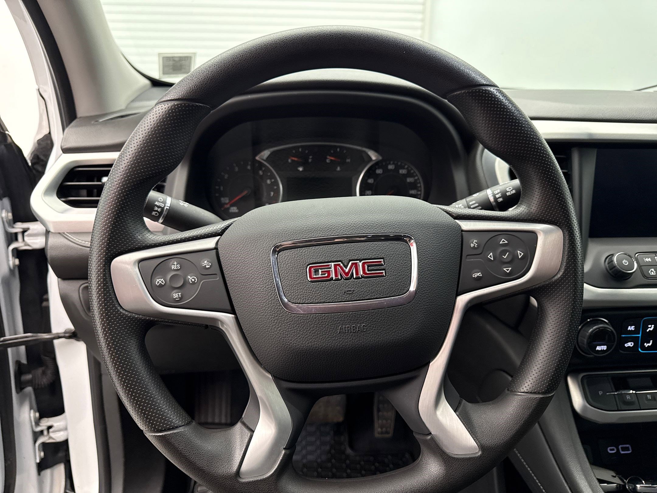 2021 Gmc Acadia SLE photo 15