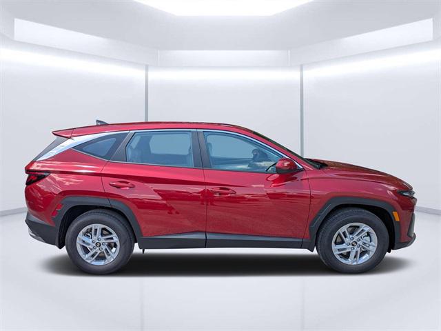 2025 Hyundai Tucson SE photo 2