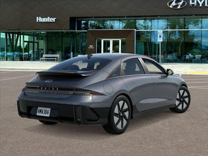 2025 Hyundai Ioniq 6 SE photo 2