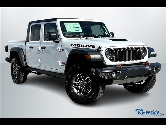 2025 Jeep Gladiator Mojave's photo