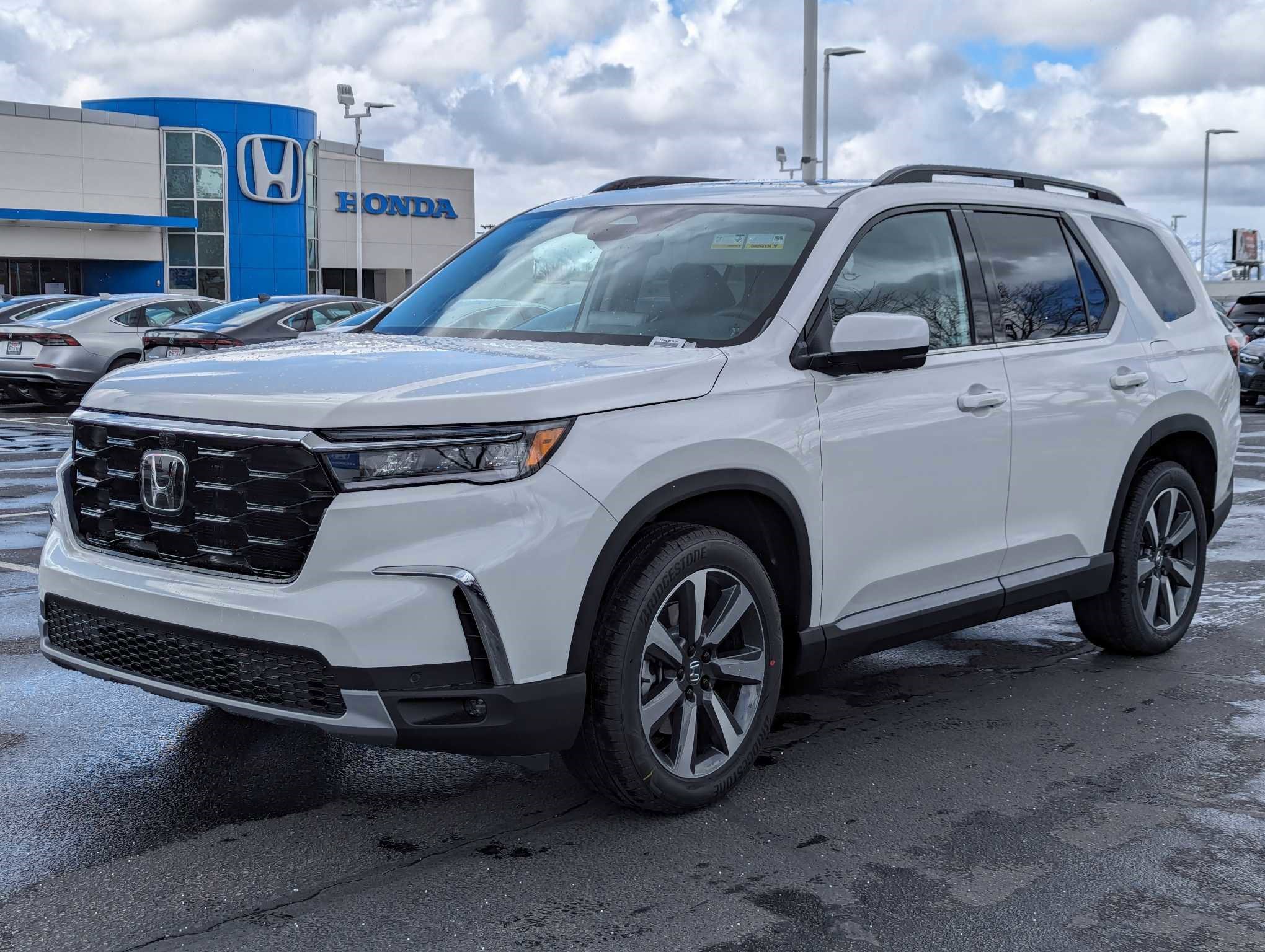 2025 Honda Pilot Elite photo 6