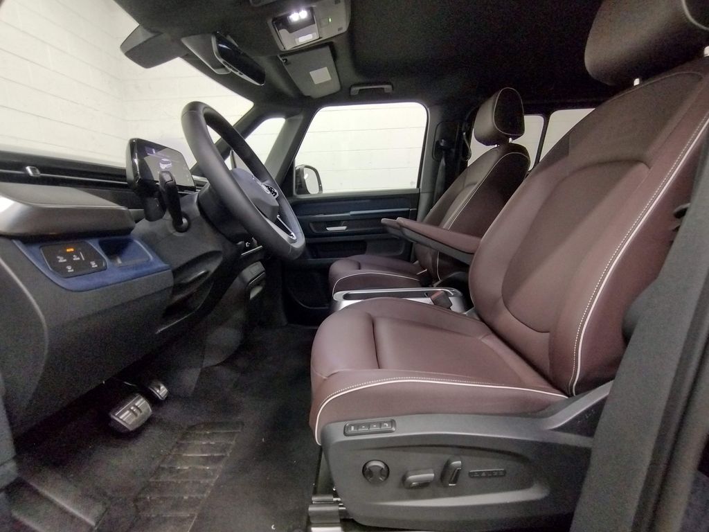 2025 Volkswagen ID. Buzz Pro S photo 15