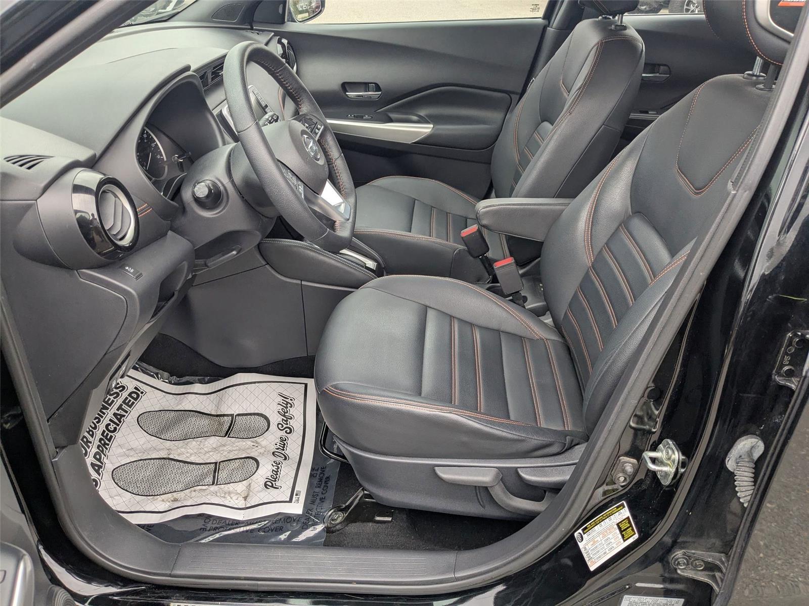 2019 Nissan Kicks SR photo 13