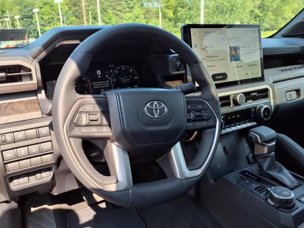 2024 Toyota Tacoma Limited photo 9