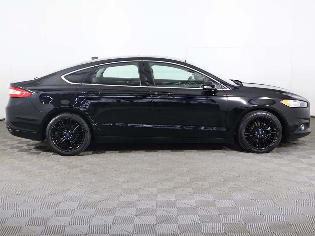 2016 Ford Fusion SE photo 15
