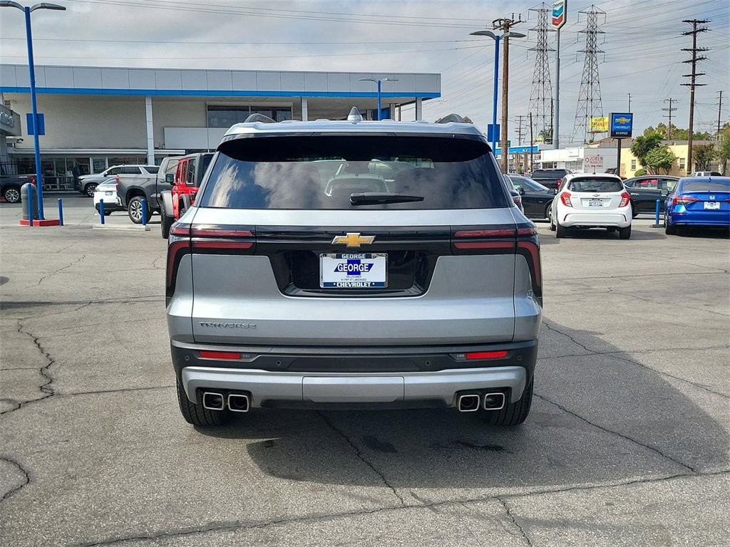 2025 Chevrolet Traverse photo 28