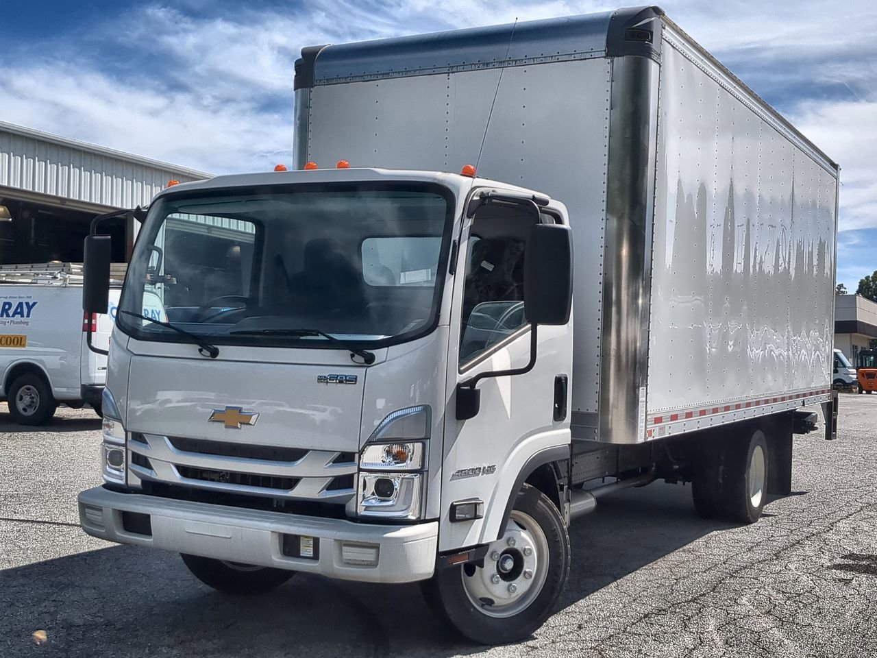 2024 Chevrolet Low Cab Forward Base's photo