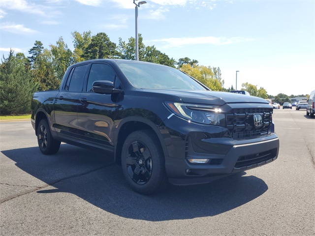 2025 Honda Ridgeline Black Edition photo 2