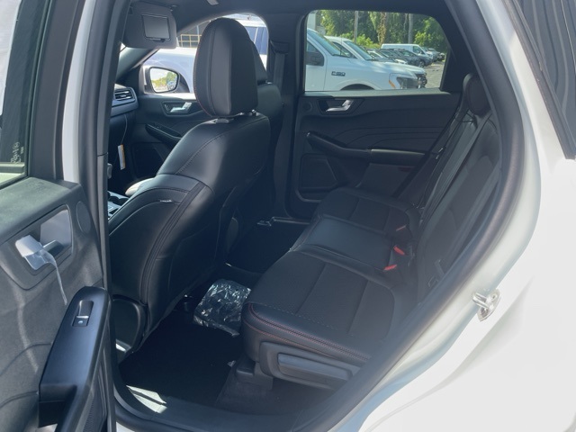 2025 Ford Escape ST-Line Select photo 3